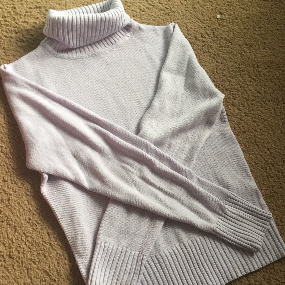 Sweater - Picture 6 of 10